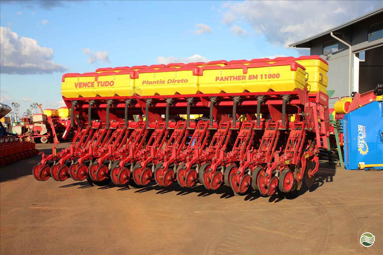 PLANTADEIRA VENCE TUDO PANTHER SM 11000 Simapar Máquinas Agrícolas IJUI RIO GRANDE DO SUL RS