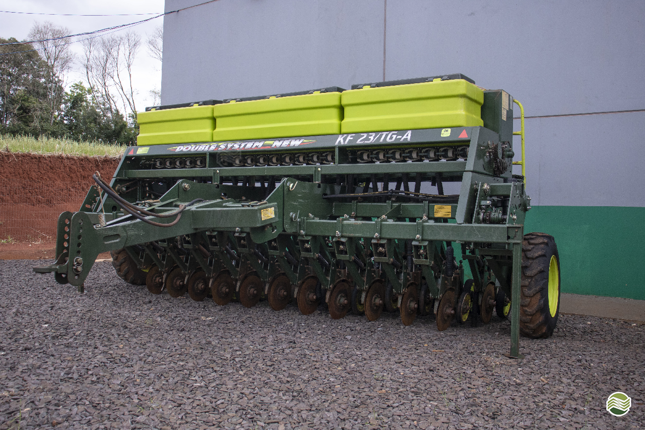 SEMEADEIRA KF KF 23/TG-A Simapar Máquinas Agrícolas IJUI RIO GRANDE DO SUL RS