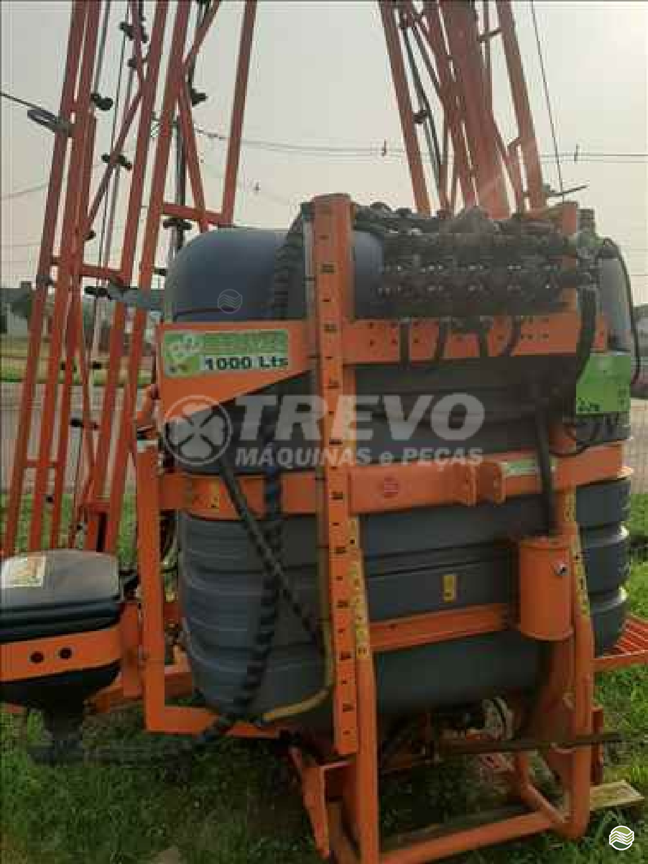 PULVERIZADOR B2 SPRAYER B2 1000 Acoplado Hidráulico Trevo Máquinas e Peças - Kuhn TENENTE PORTELA RIO GRANDE DO SUL RS