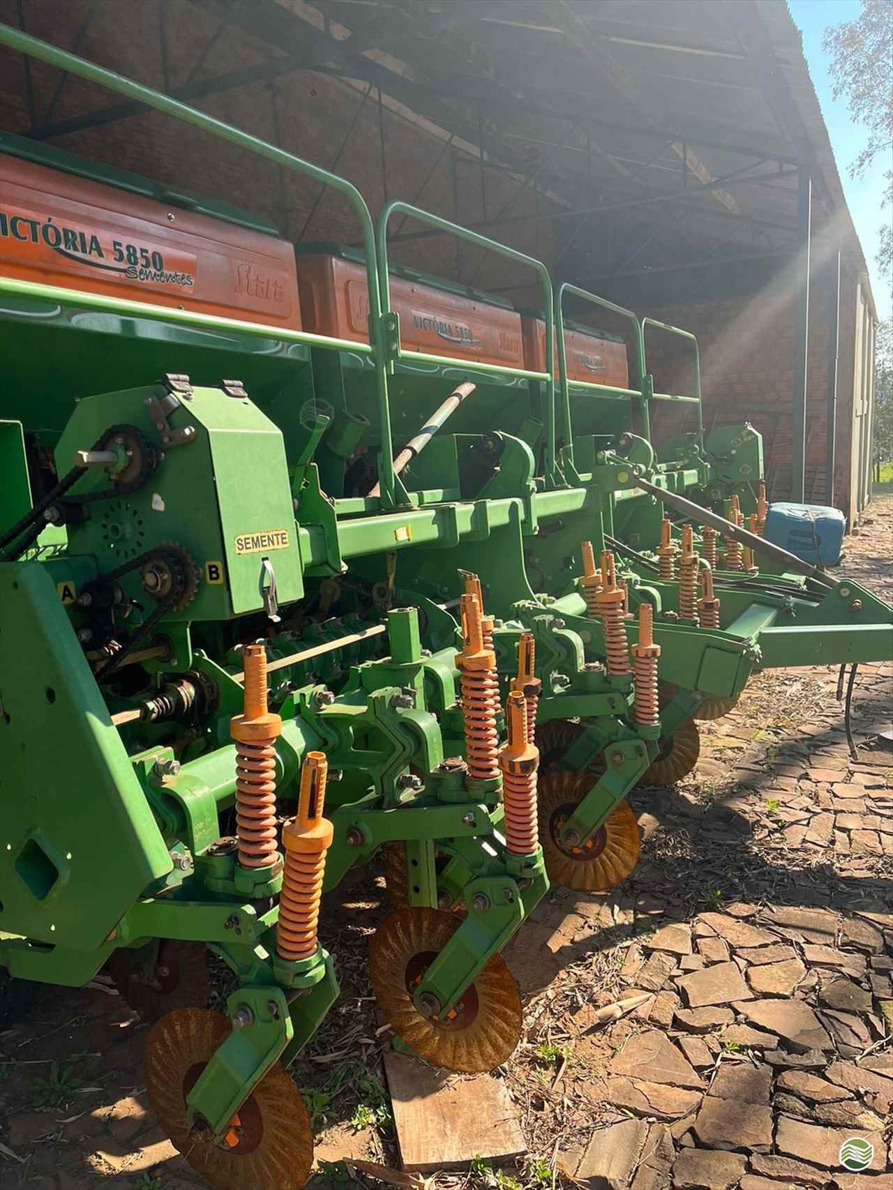 PLANTADEIRA STARA VICTORIA 5850 Rüdell Máquinas Agrícolas - Stara TUPANCIRETA RIO GRANDE DO SUL RS