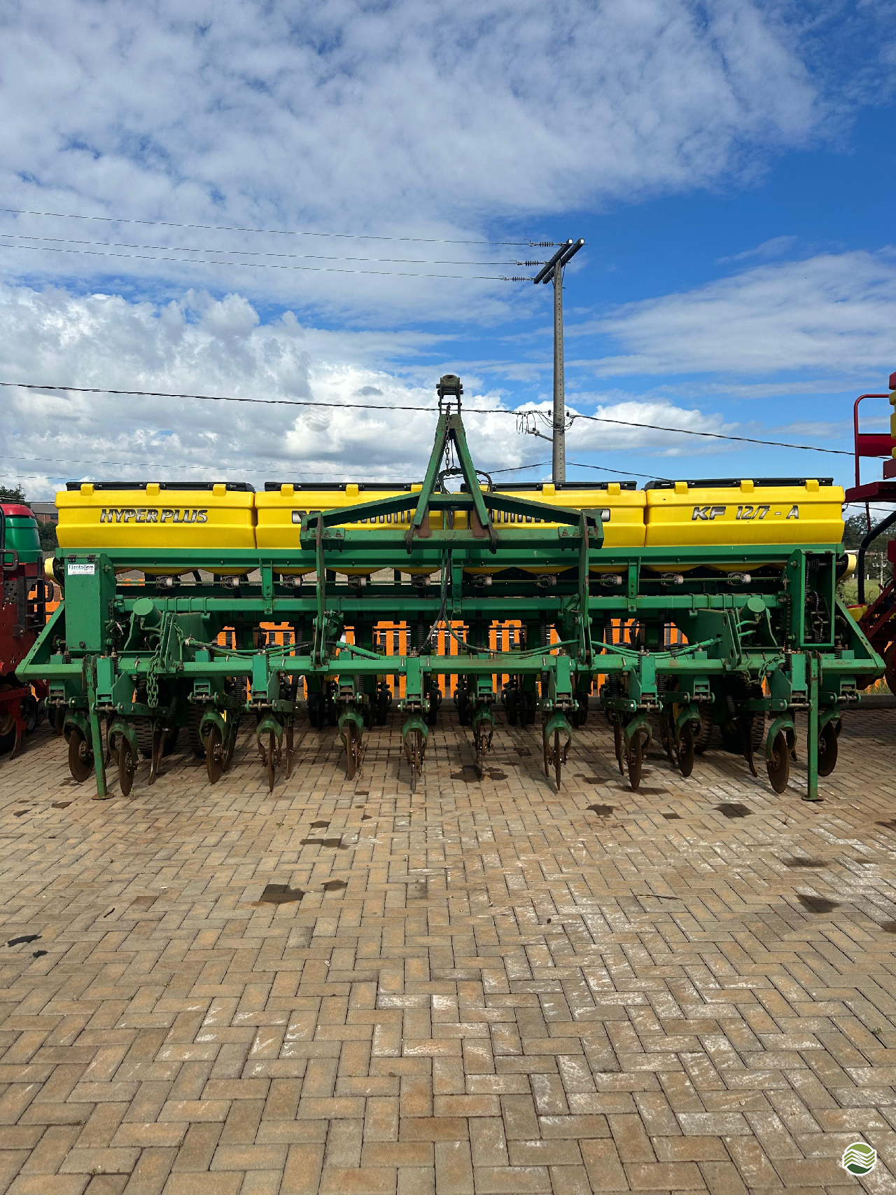 PLANTADEIRA KF Hyperplus S KF 12 Rüdell Máquinas Agrícolas - Stara TUPANCIRETA RIO GRANDE DO SUL RS