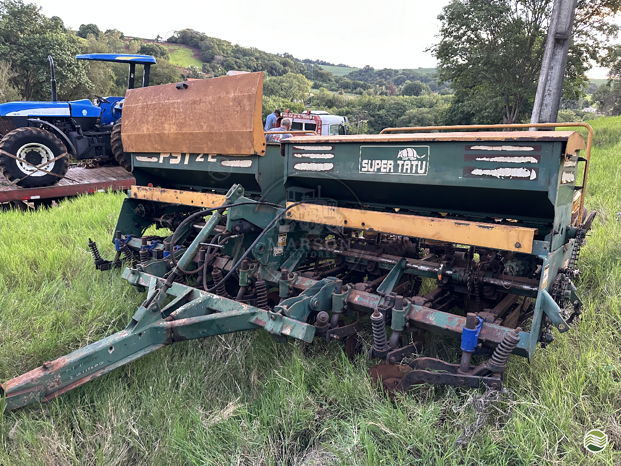 PLANTADEIRA TATU PST 2 Marson Tratores CORNELIO PROCOPIO PARANÁ PR