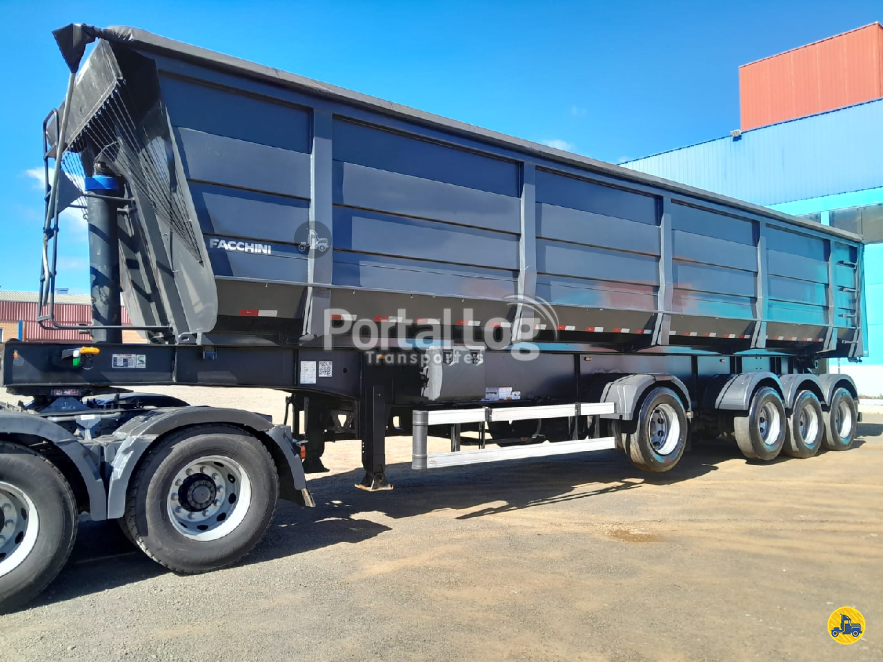 CARRETA SEMI-REBOQUE BASCULANTE Portal Log LUZERNA SANTA CATARINA SC