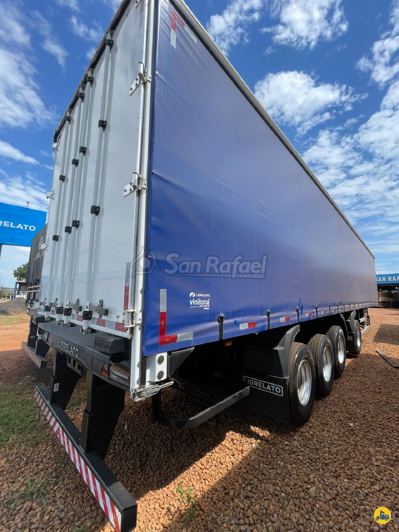 CARRETA SEMI-REBOQUE BAU SIDER Reta San Rafael Implementos Rodoviários - Librelato RONDONOPOLIS MATO GROSSO MT