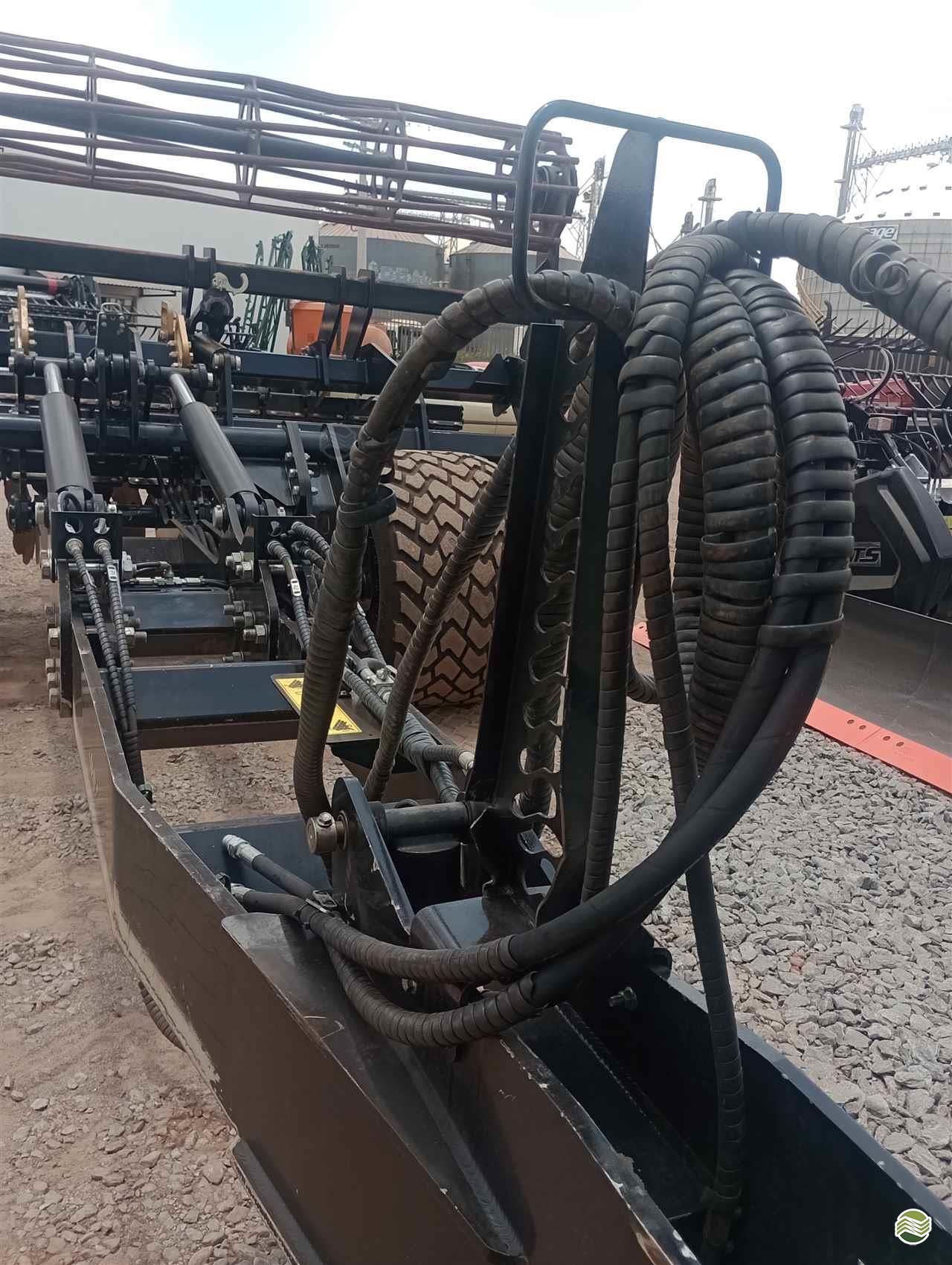IMPLEMENTOS AGRICOLAS TRITURADOR LIMPEZA TRITURADOR DE ARRASTO Dimaq - GO CRISTALINA GOIAS GO