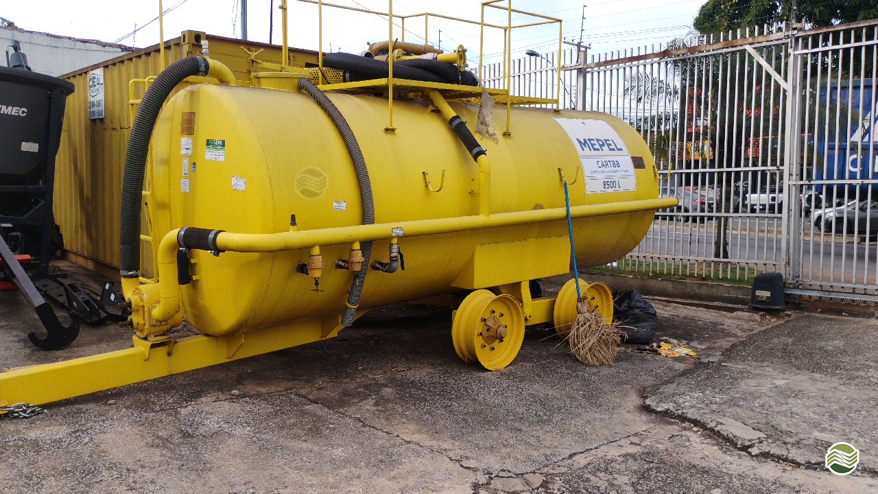 IMPLEMENTOS AGRICOLAS CARRETA TANQUE TANQUE 6500 LITROS Dimaq - GO CRISTALINA GOIAS GO
