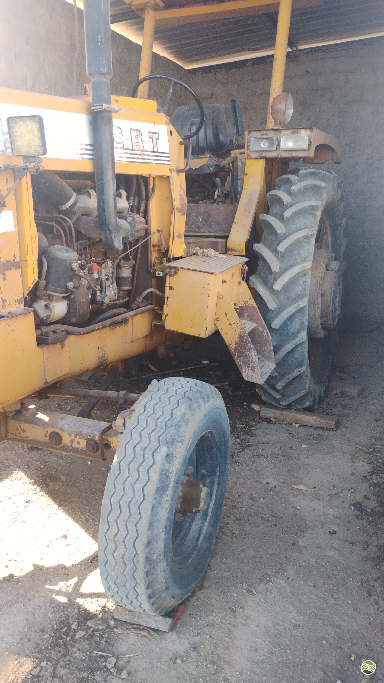 TRATOR CBT CBT 8440 Tração 4x2 Dimaq - GO CRISTALINA GOIAS GO