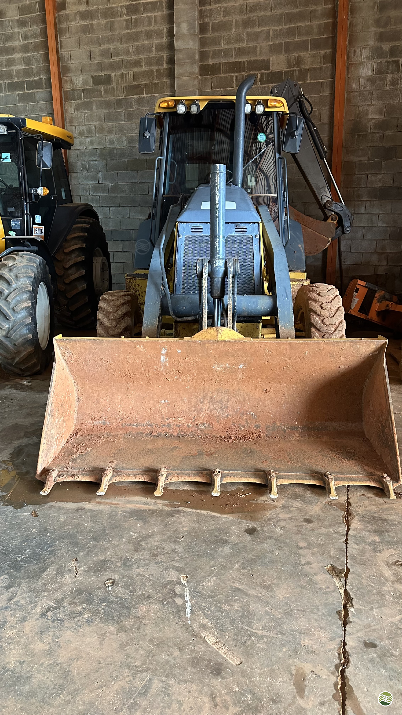 RETRO ESCAVADEIRA JOHN DEERE 310L Tração 4x4 Dimaq - GO CRISTALINA GOIAS GO