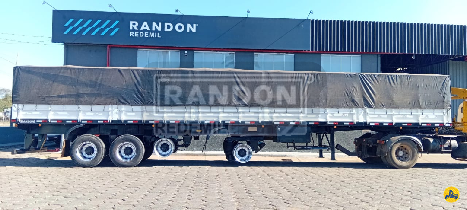 CARRETA SEMI-REBOQUE GRANELEIRO Redemil Implementos Rodoviários - Randon GOIANIA GOIAS GO