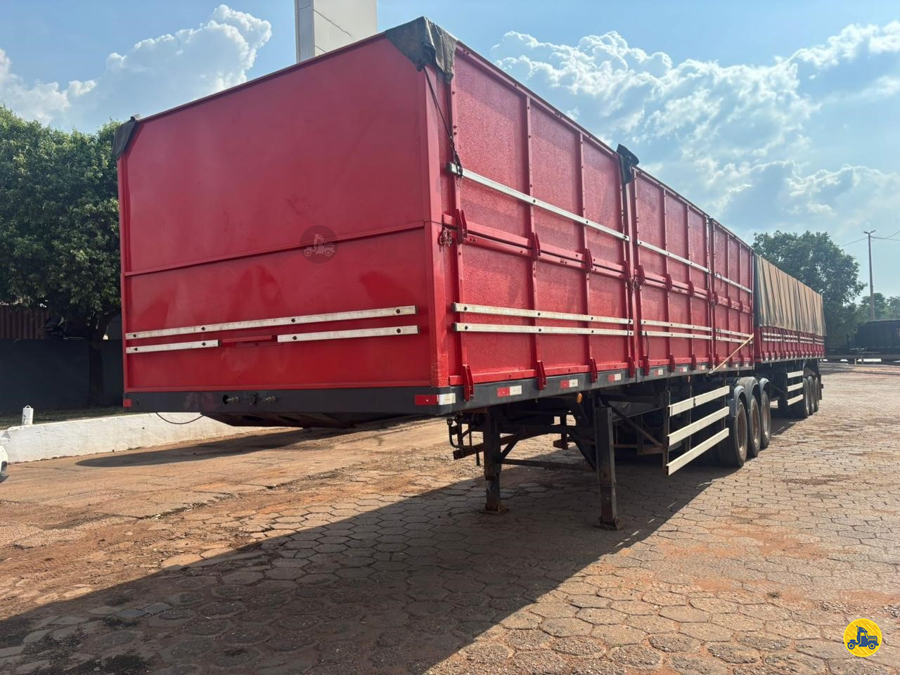 CARRETA BITREM GRANELEIRO Redemil Implementos Rodoviários - Randon GOIANIA GOIAS GO