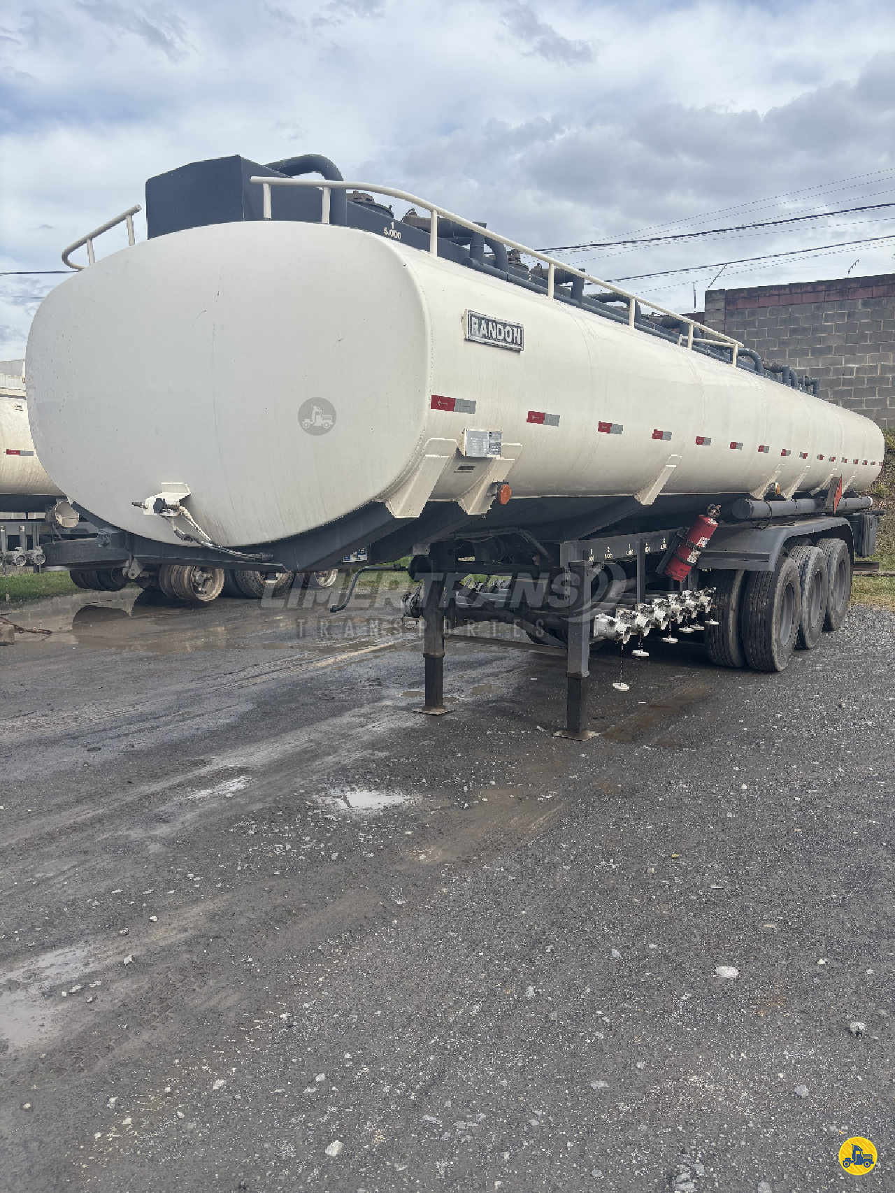CARRETA SEMI-REBOQUE TANQUE AÇO Limertrans Transportes LIMEIRA SÃO PAULO SP