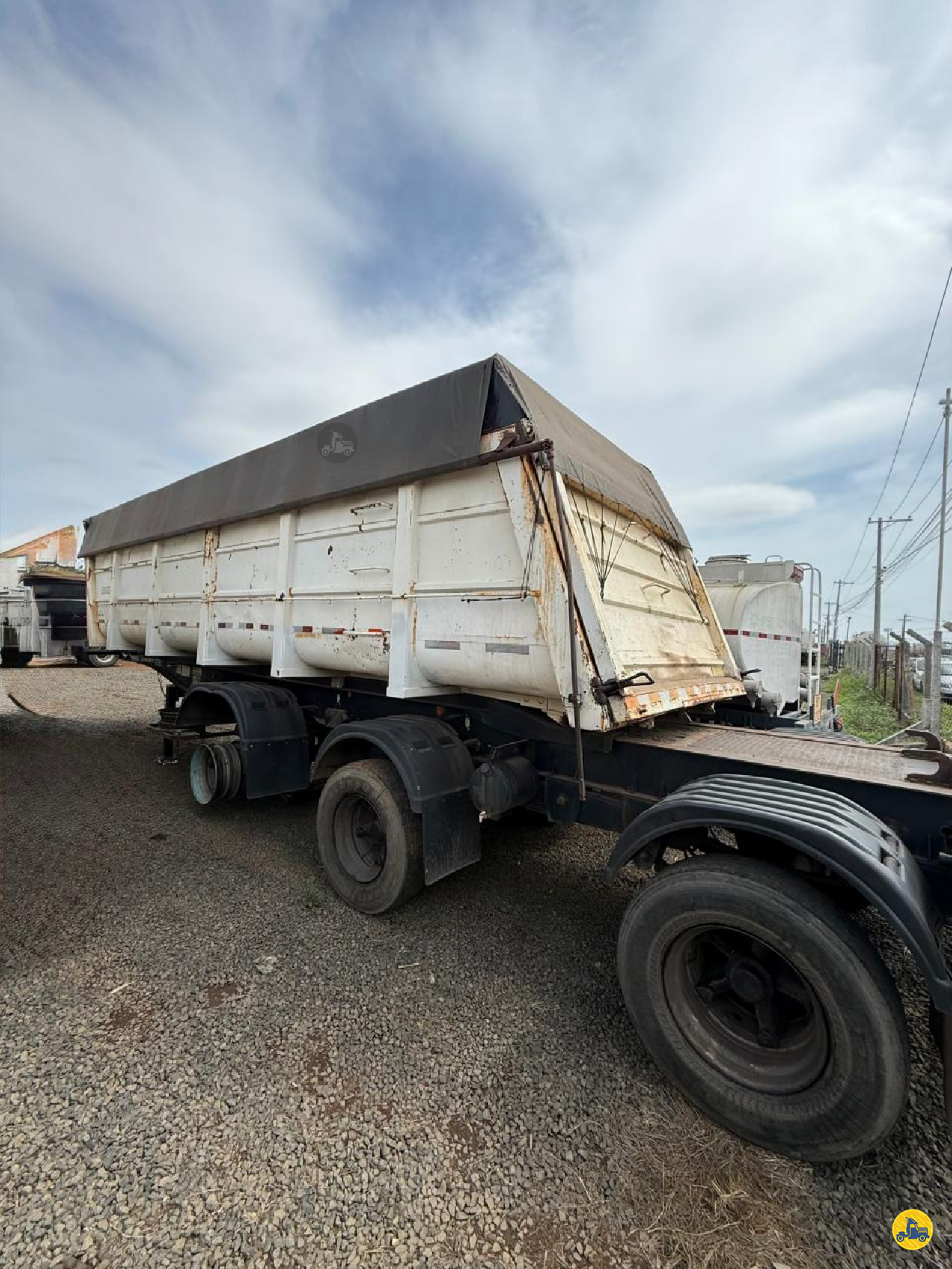 CARRETA SEMI-REBOQUE BASCULANTE SóKarretas PAULINIA SÃO PAULO SP