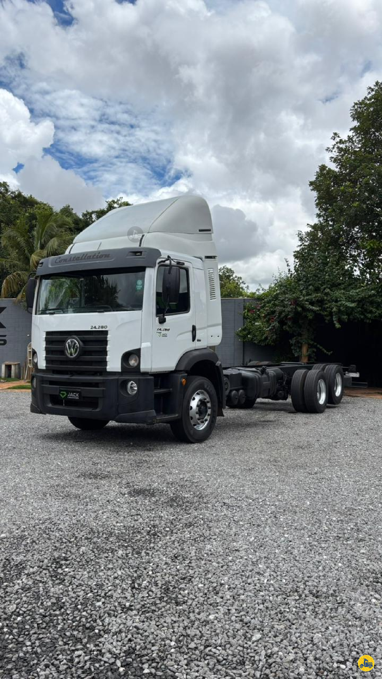 CAMINHAO VOLKSWAGEN VW 24280 Chassis Cavalo 6x2 Jack Caminhões GOIANIA GOIAS GO