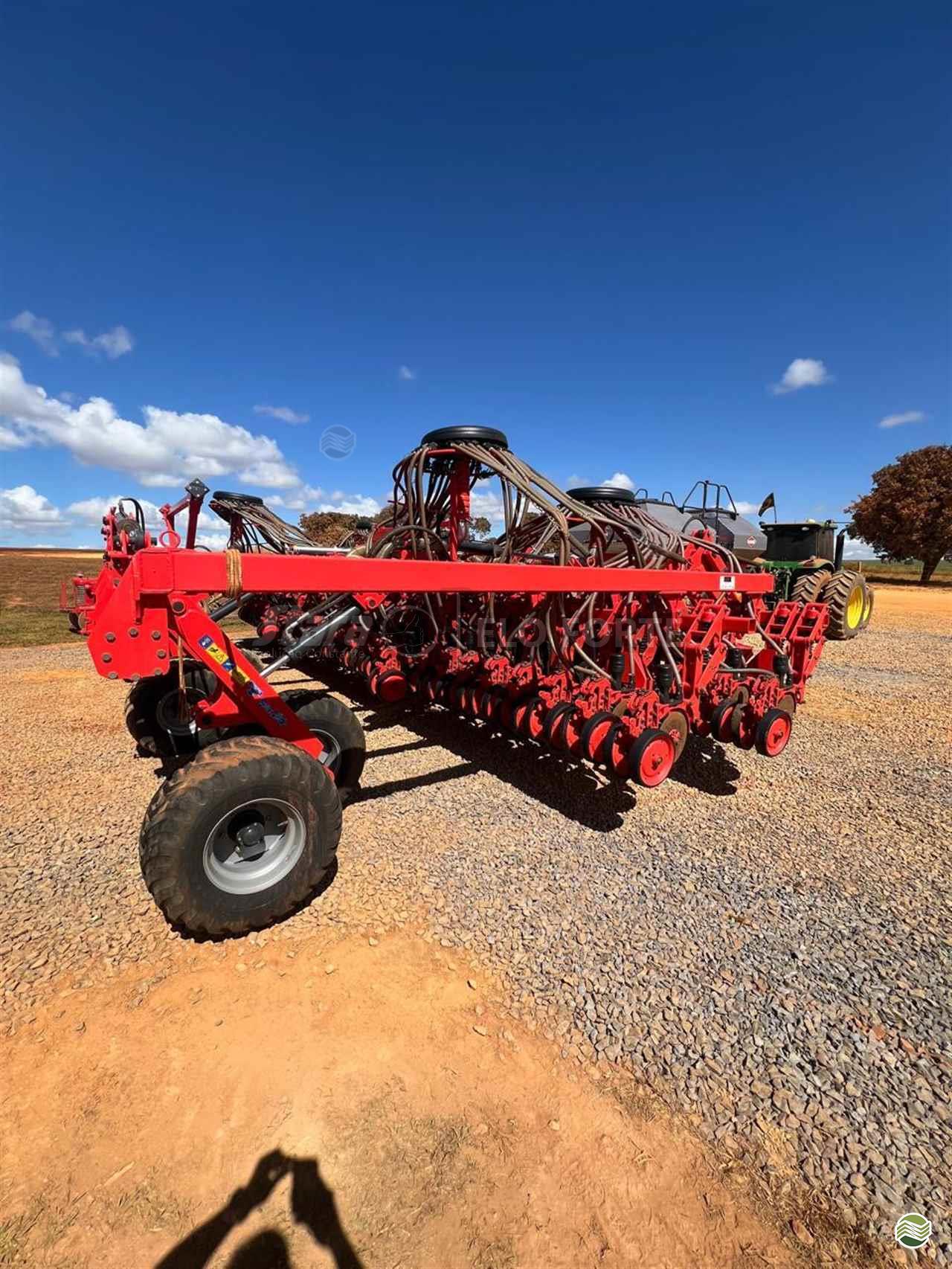 SEMEADEIRA KUHN QUADRA ARIFLOW 10000 Elo Forte - Stara FORMOSA GOIAS GO