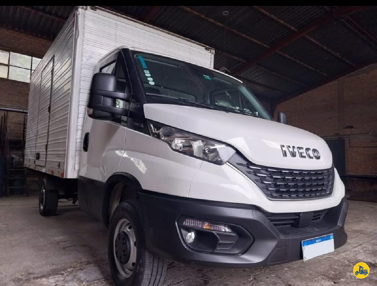CAMINHAO IVECO DAILY 35-150 Baú Furgão 3/4 4x2 Fernandes UtilCam PORTO ALEGRE RIO GRANDE DO SUL RS