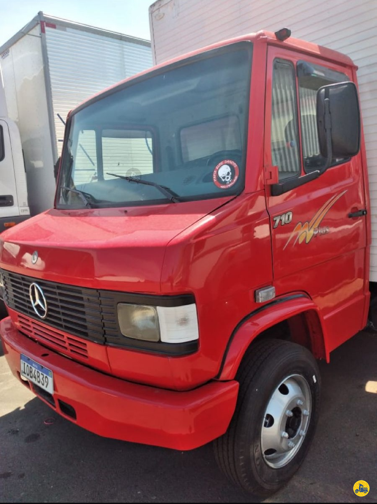 CAMINHAO MERCEDES-BENZ MB 710 Baú Furgão 3/4 4x2 Fernandes UtilCam PORTO ALEGRE RIO GRANDE DO SUL RS