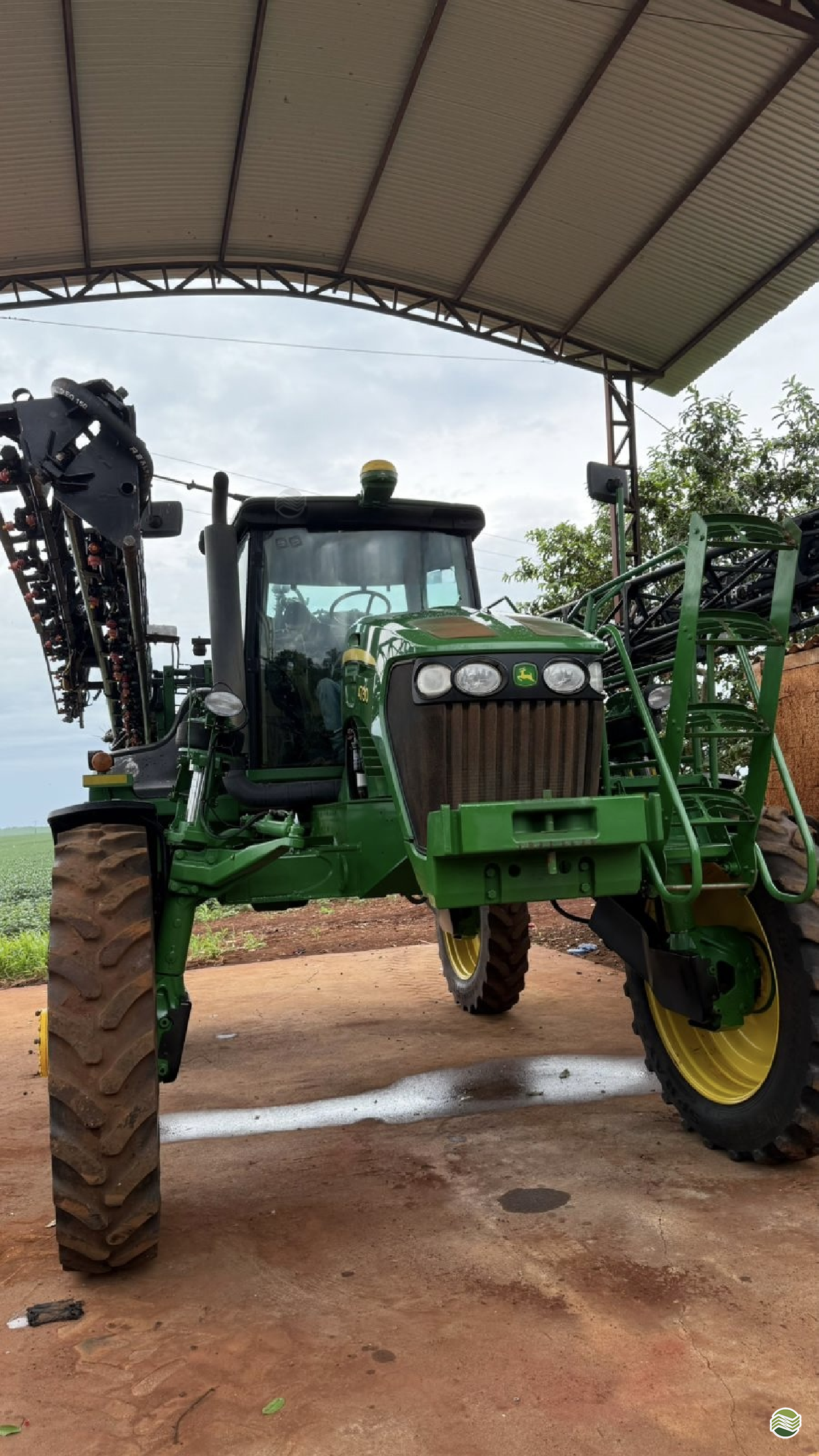 PULVERIZADOR JOHN DEERE JOHN DEERE 4730 Tração 4x4 Engmáquinas Agrícolas CASCAVEL PARANÁ PR