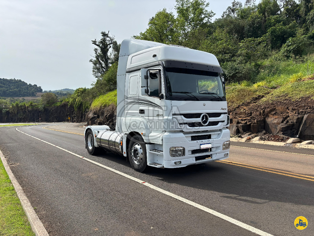 CAMINHAO MERCEDES-BENZ MB 2041 Cavalo Mecânico Cavalo 4x2 Ita Caminhões PALMITOS SANTA CATARINA SC