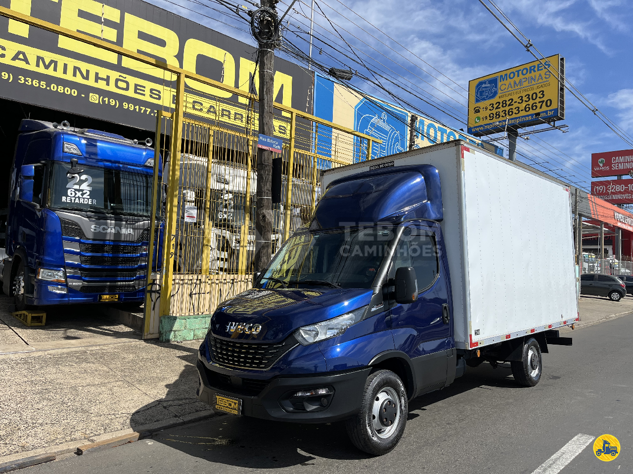 CAMINHAO IVECO DAILY 35-150 Baú Furgão 3/4 4x2 Tebom Caminhões CAMPINAS SÃO PAULO SP