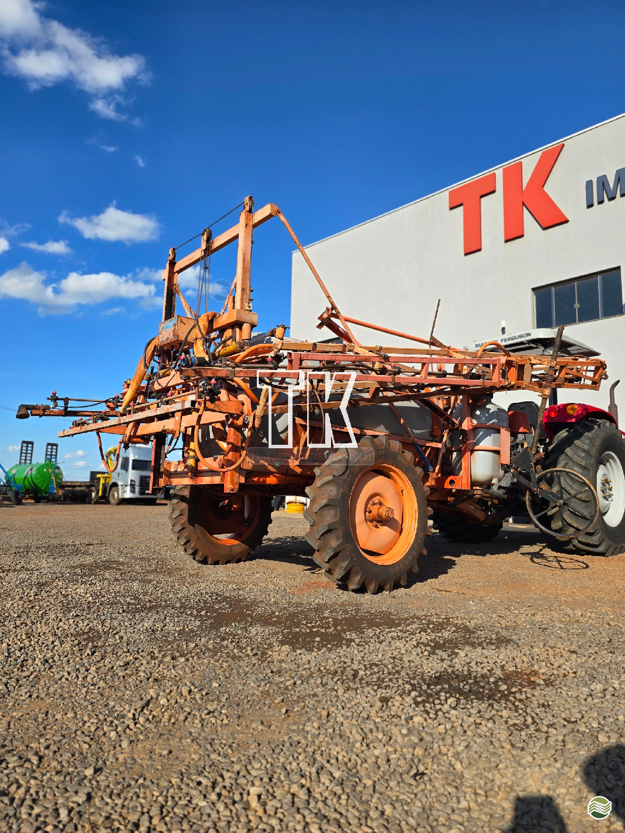 PULVERIZADOR JACTO COLUMBIA CROSS Arrasto TK Tratores NOVA ANDRADINA MATO GROSSO DO SUL MS