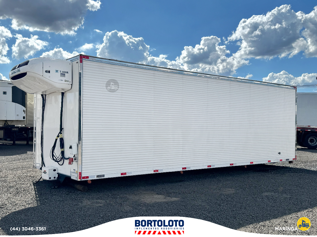 CARROCERIA SOBRE CHASSI  BITRUCK BAU FRIGORIFICO Bortoloto Implementos - Ibiporã MARINGA PARANÁ PR