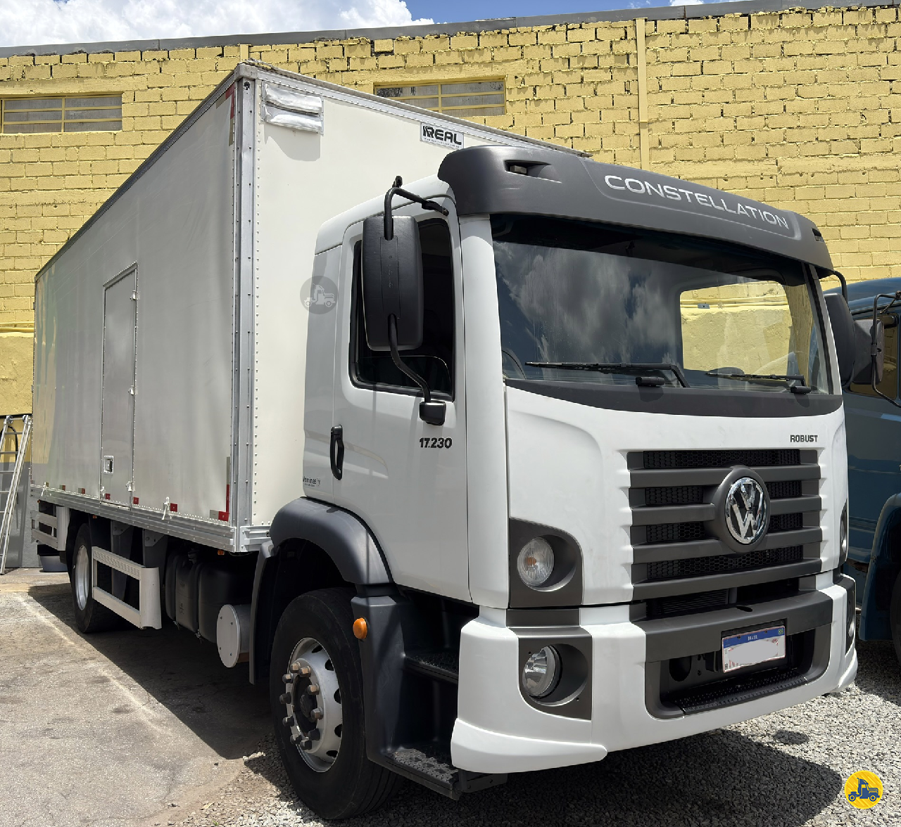 CAMINHAO VOLKSWAGEN VW 17230 Baú Furgão Toco 4x2 Rorgiani Caminhões  BETIM MINAS GERAIS MG