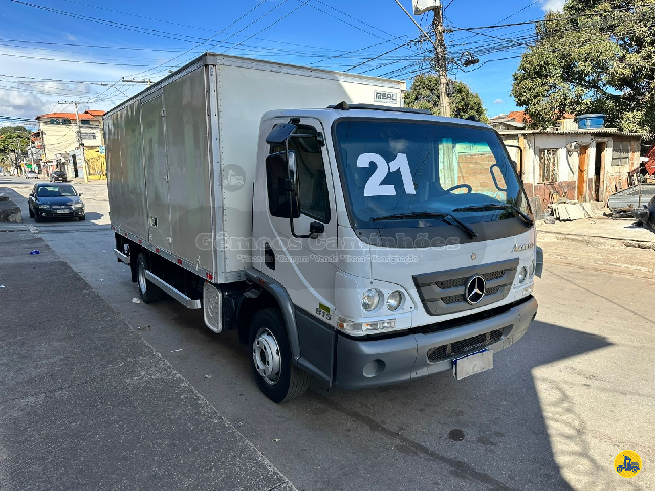 CAMINHAO MERCEDES-BENZ MB 815 Baú Furgão 3/4 4x2 Gêmeos Caminhões CONTAGEM MINAS GERAIS MG