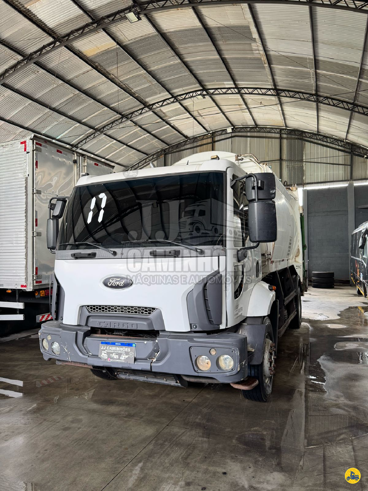 CAMINHAO FORD CARGO 1723 Coletor de Lixo Toco 4x2 JJ Caminhões Máquinas e Automóveis CACHOEIRAS DE MACACU RIO DE JANEIRO RJ
