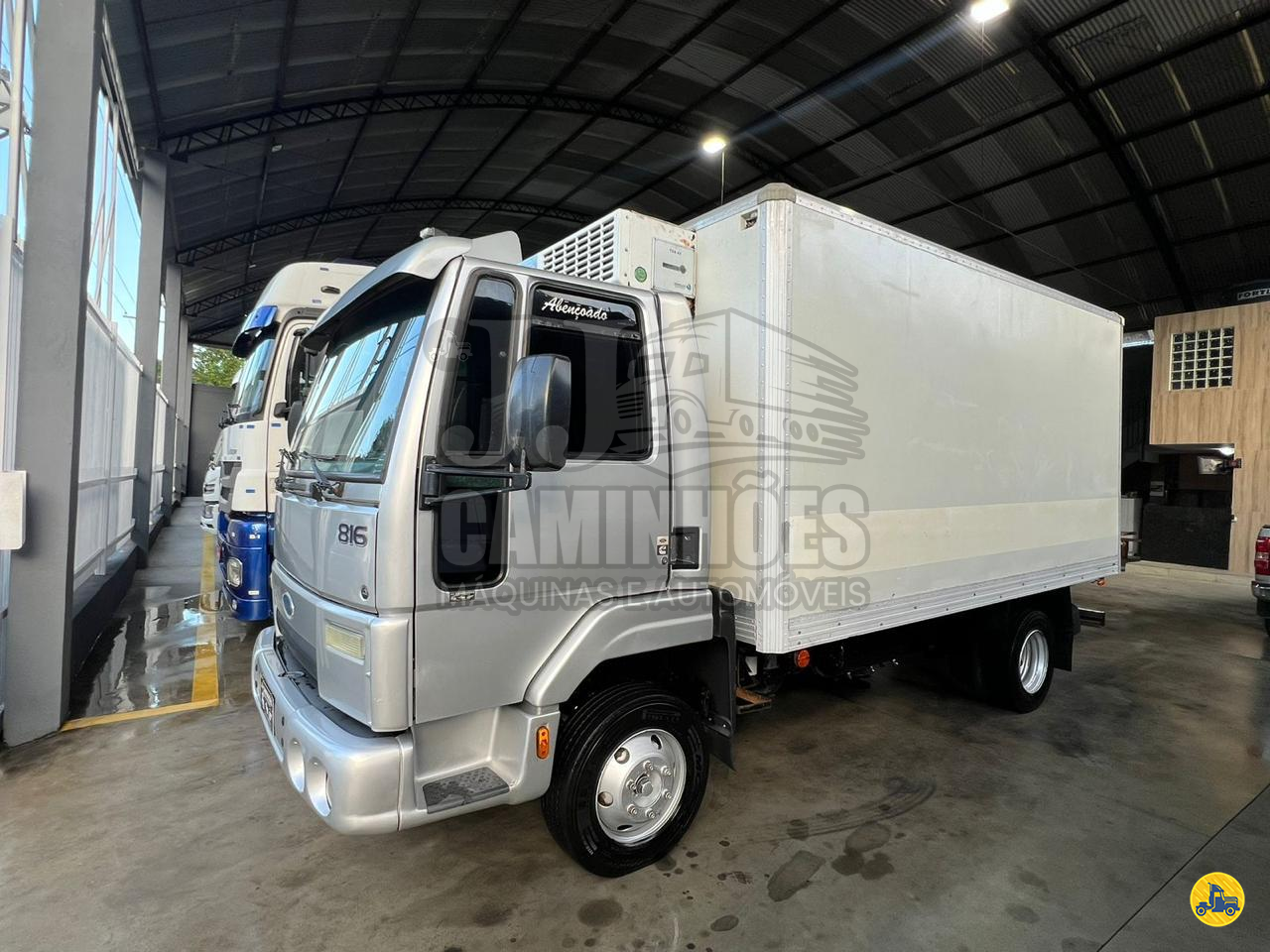 CAMINHAO FORD CARGO 816 Baú Frigorífico 3/4 4x2 JJ Caminhões Máquinas e Automóveis CACHOEIRAS DE MACACU RIO DE JANEIRO RJ