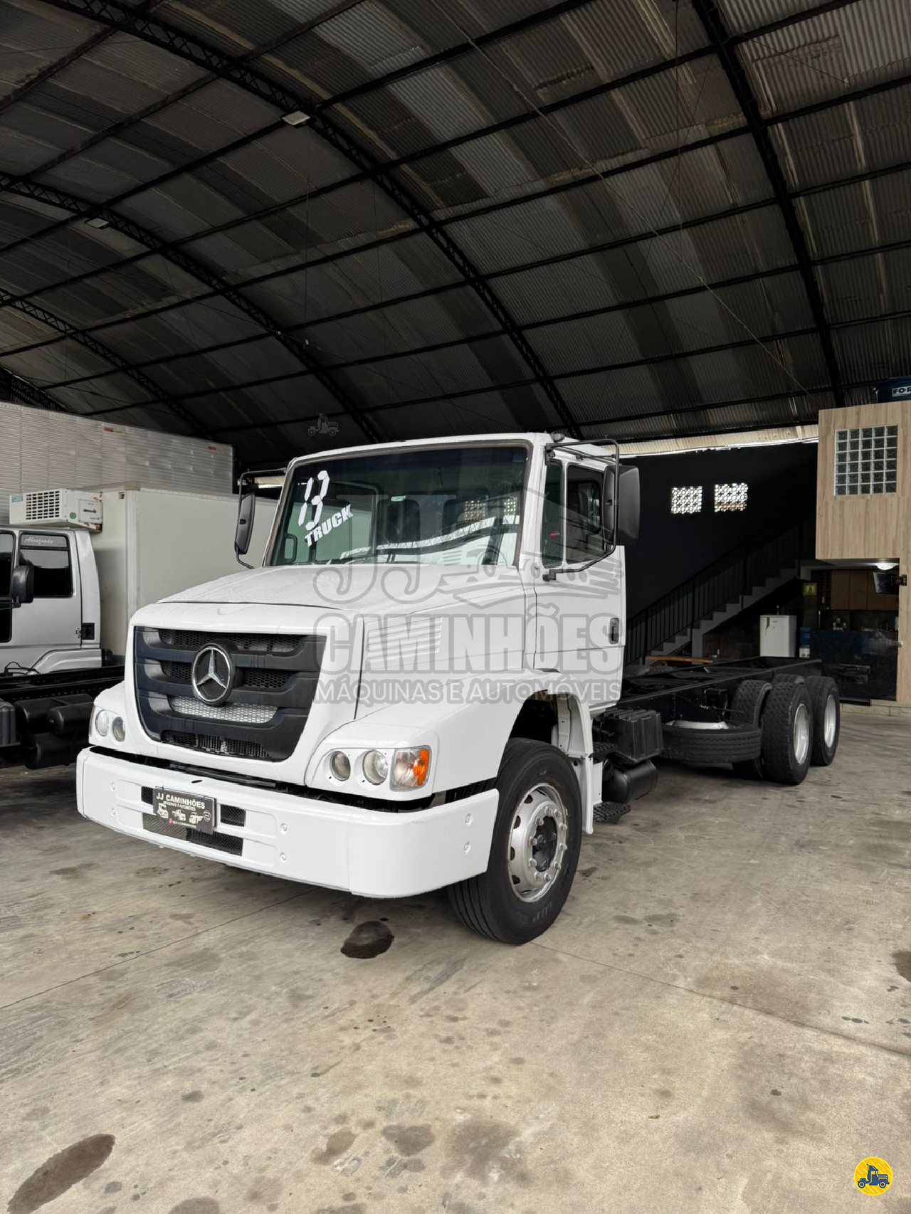 CAMINHAO MERCEDES-BENZ MB 2324 Chassis Truck 6x2 JJ Caminhões Máquinas e Automóveis CACHOEIRAS DE MACACU RIO DE JANEIRO RJ