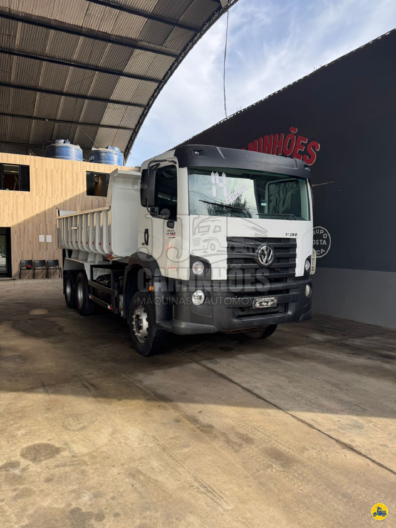 CAMINHAO VOLKSWAGEN VW 17280 Caçamba Basculante Truck 6x2 JJ Caminhões Máquinas e Automóveis CACHOEIRAS DE MACACU RIO DE JANEIRO RJ