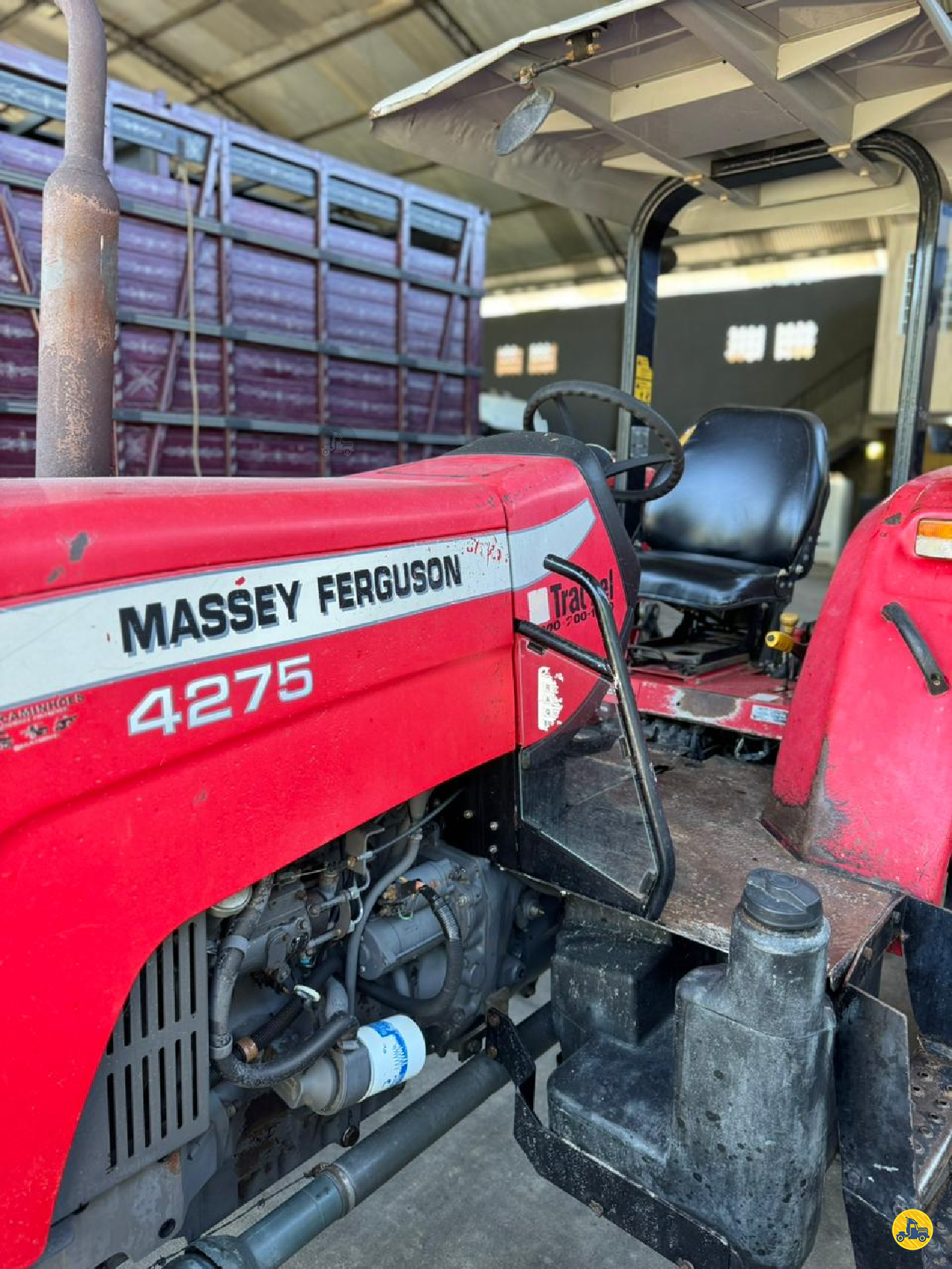 TRATOR MASSEY FERGUSON MF 4275