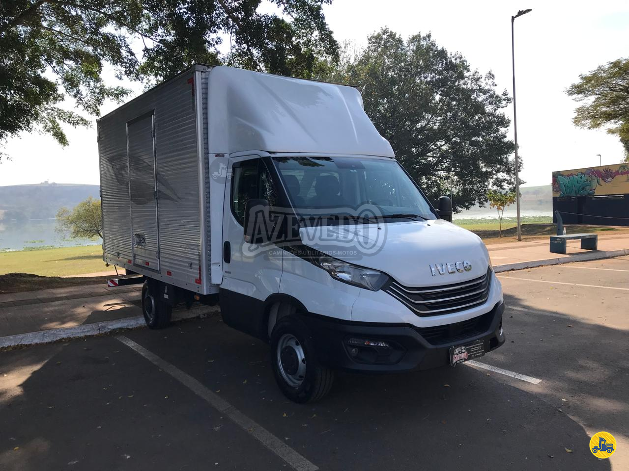 CAMINHAO IVECO DAILY 35-160 Baú Bebidas 3/4 4x2 Azevedo Caminhões AMERICANA SÃO PAULO SP