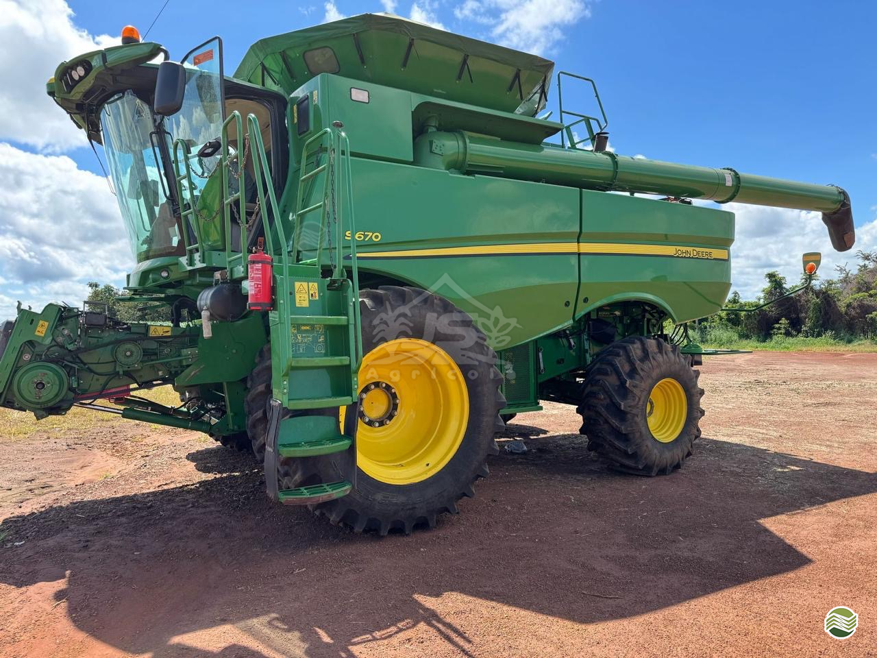 COLHEITADEIRA JOHN DEERE JOHN DEERE S670 JS Agrícola CAMPO VERDE MATO GROSSO MT