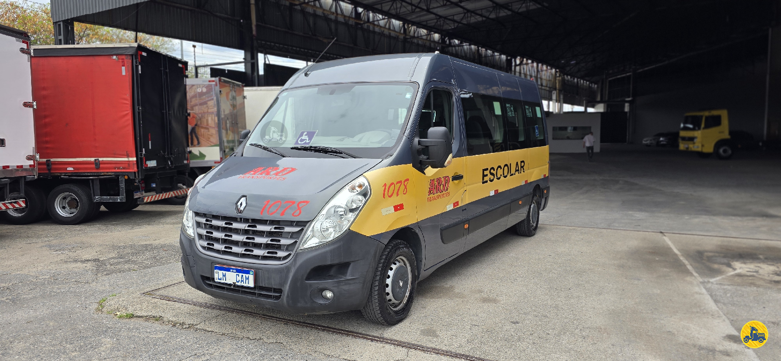 VANS RENAULT Master Minibus 2.3 LM Caminhões CAJAMAR SÃO PAULO SP