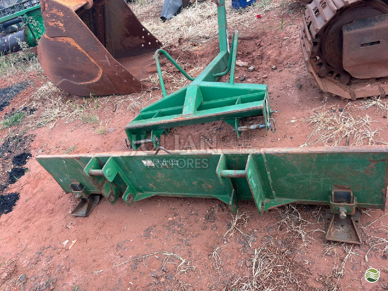 IMPLEMENTOS AGRICOLAS CONCHA E LAMINA CONCHA E LAMINA Juliano Tratores UBERABA MINAS GERAIS MG