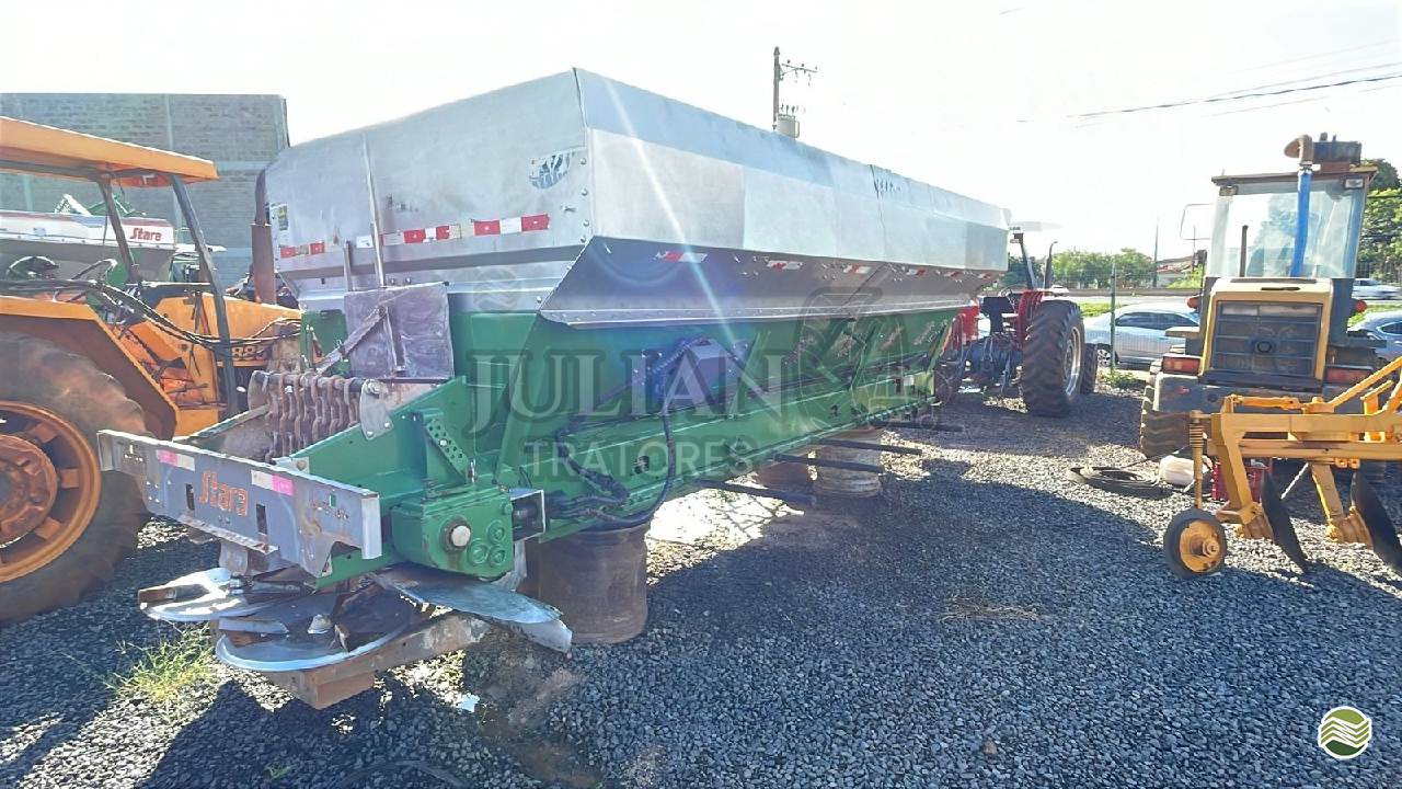 IMPLEMENTOS AGRICOLAS DISTRIBUIDOR CALCÁRIO 24000 Kg Juliano Tratores UBERABA MINAS GERAIS MG