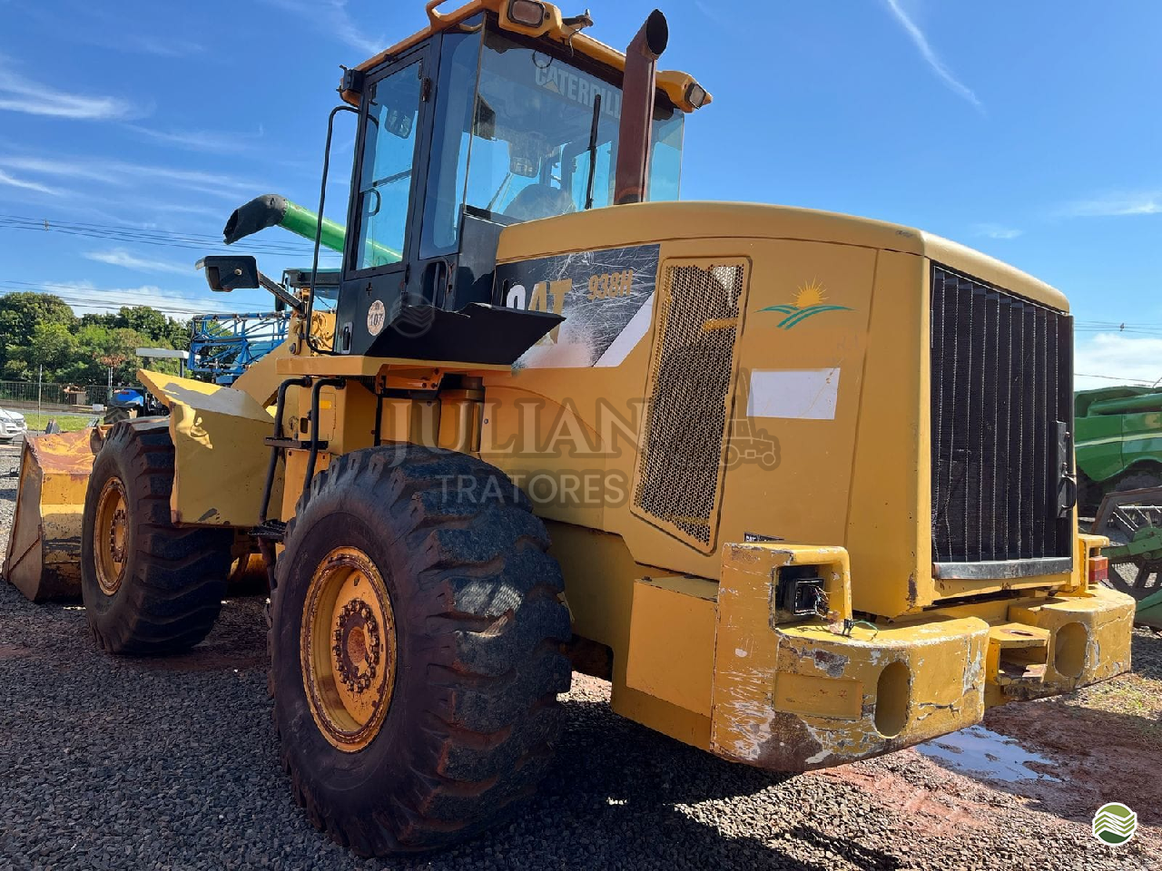 PA CARREGADEIRA CATERPILLAR 938 Juliano Tratores UBERABA MINAS GERAIS MG