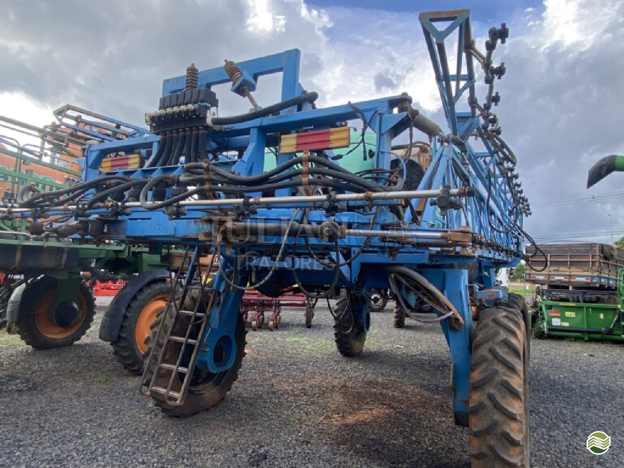 PULVERIZADOR MONTANA PARRUDA 3027 CANA Juliano Tratores UBERABA MINAS GERAIS MG