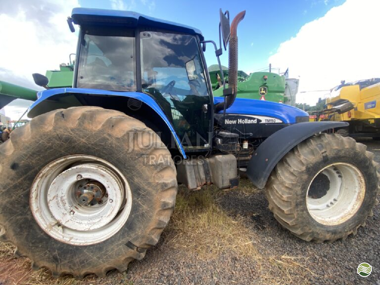 TRATOR NEW HOLLAND NEW TM 150 Tração 4x2 Juliano Tratores UBERABA MINAS GERAIS MG