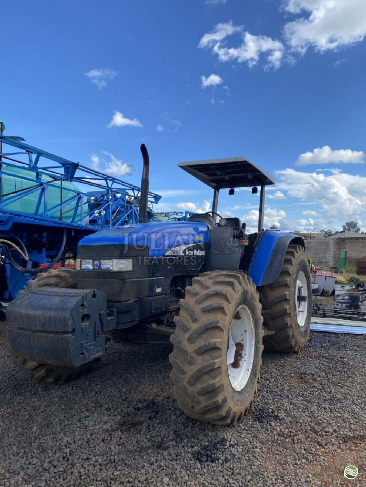 TRATOR NEW HOLLAND NEW TM 150 Tração 4x2 Juliano Tratores UBERABA MINAS GERAIS MG