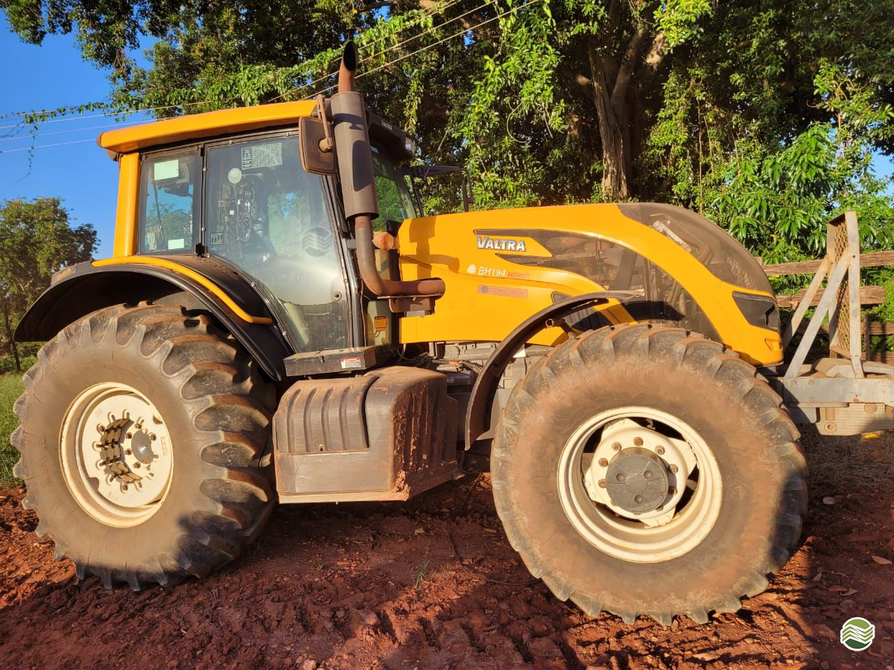 TRATOR VALTRA VALTRA BH 194 HiTech Tração 4x4 Agro Novaes Máquinas Agrícolas FERNANDOPOLIS SÃO PAULO SP