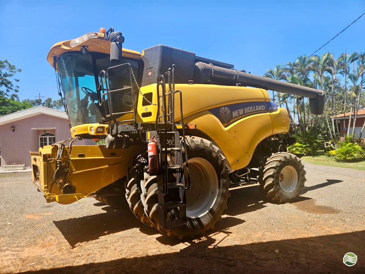 COLHEITADEIRA NEW HOLLAND CR 7.80 Agro Novaes Máquinas Agrícolas FERNANDOPOLIS SÃO PAULO SP