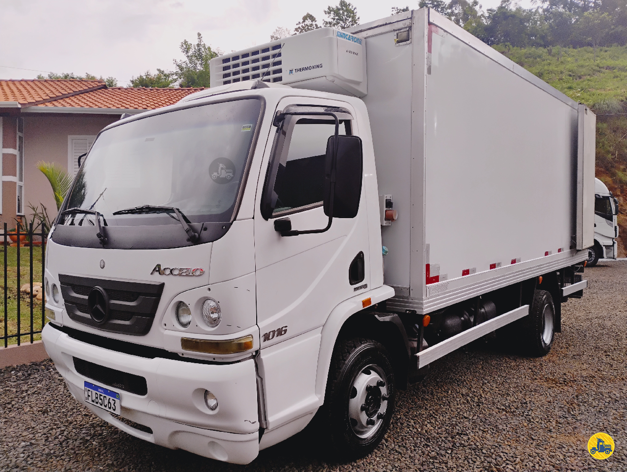 CAMINHAO MERCEDES-BENZ MB 1016 Baú Frigorífico 3/4 4x2 Capital Caminhões e Carrocerias CONCORDIA SANTA CATARINA SC