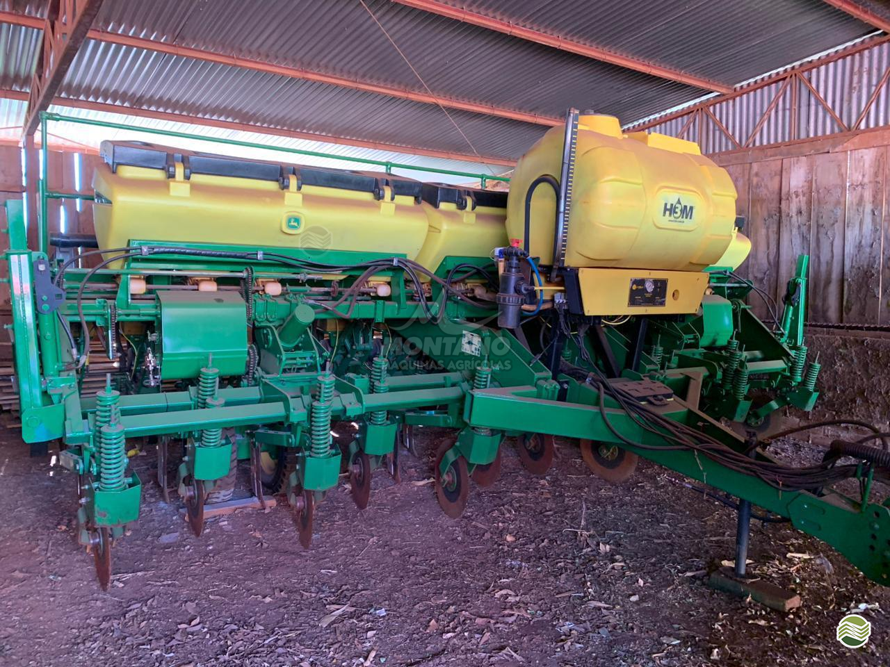 PLANTADEIRA JOHN DEERE PLANTADEIRAS 1113 Montano Máquinas Agrícolas LAGOA VERMELHA RIO GRANDE DO SUL RS