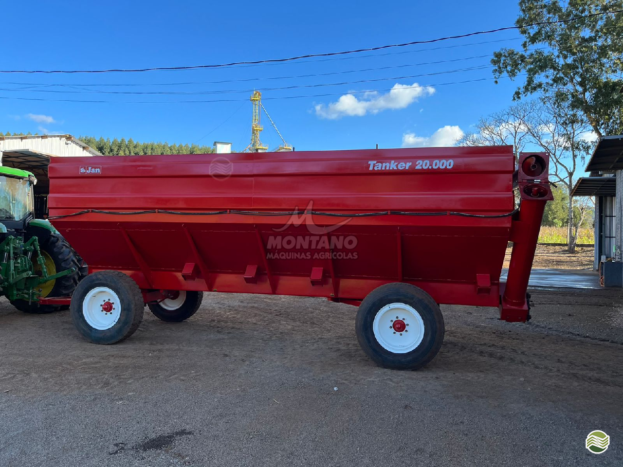 IMPLEMENTOS AGRICOLAS CARRETA BAZUKA GRANELEIRA 20000 Montano Máquinas Agrícolas LAGOA VERMELHA RIO GRANDE DO SUL RS