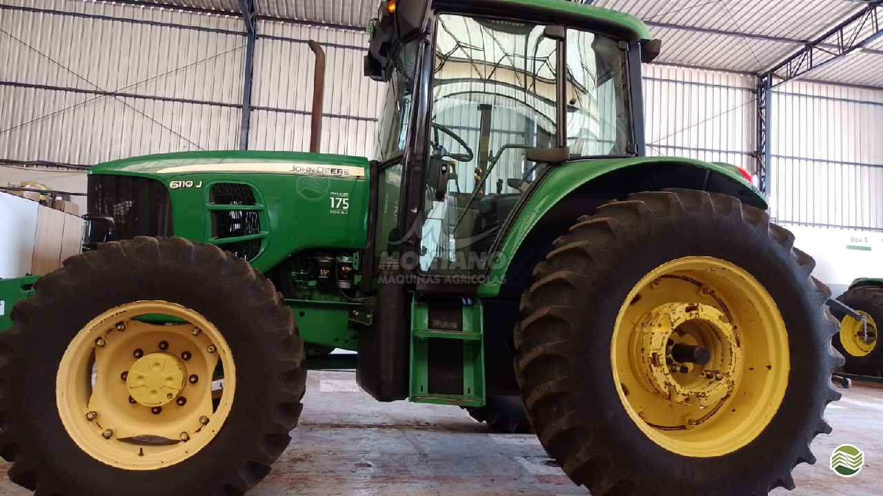 TRATOR JOHN DEERE JOHN DEERE 6110J Montano Máquinas Agrícolas LAGOA VERMELHA RIO GRANDE DO SUL RS