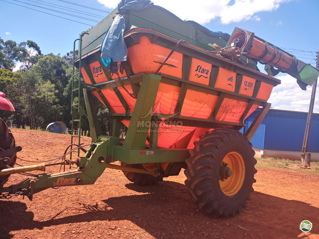 IMPLEMENTOS AGRICOLAS CARRETA BAZUKA GRANELEIRA 12000 Montano Máquinas Agrícolas LAGOA VERMELHA RIO GRANDE DO SUL RS