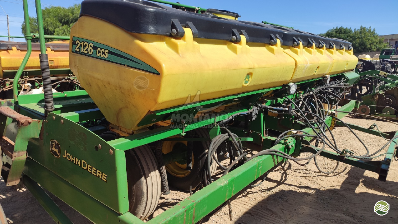 PLANTADEIRA JOHN DEERE PLANTADEIRAS 2126 Montano Máquinas Agrícolas LAGOA VERMELHA RIO GRANDE DO SUL RS