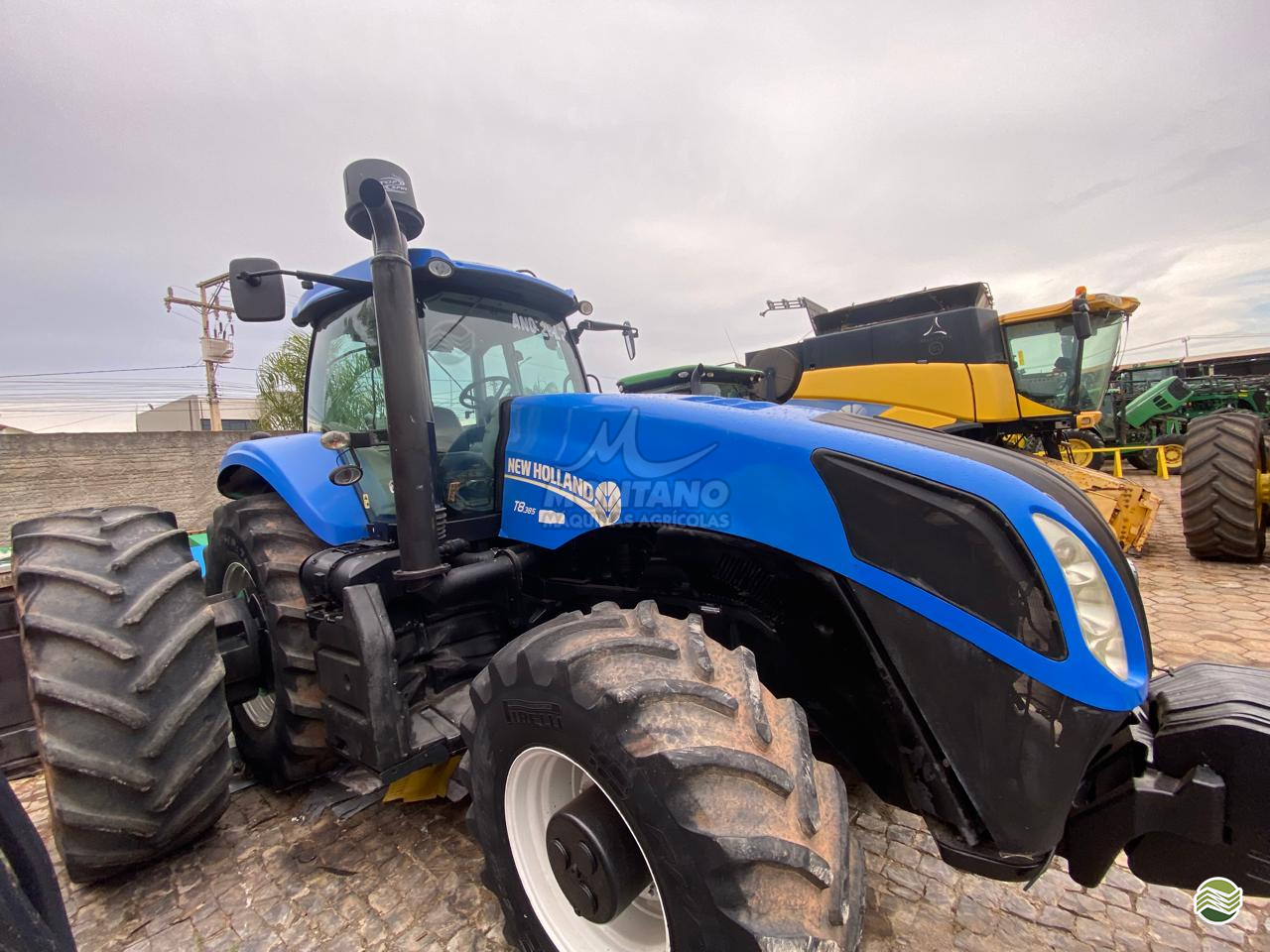 TRATOR NEW HOLLAND NEW T8 385 Montano Máquinas Agrícolas LAGOA VERMELHA RIO GRANDE DO SUL RS